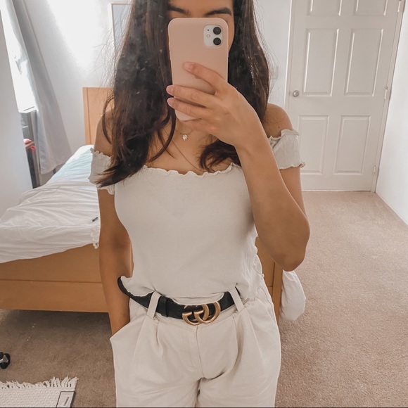 Brandy Melville Tops - Brandy Melville off the shoulder yellow top